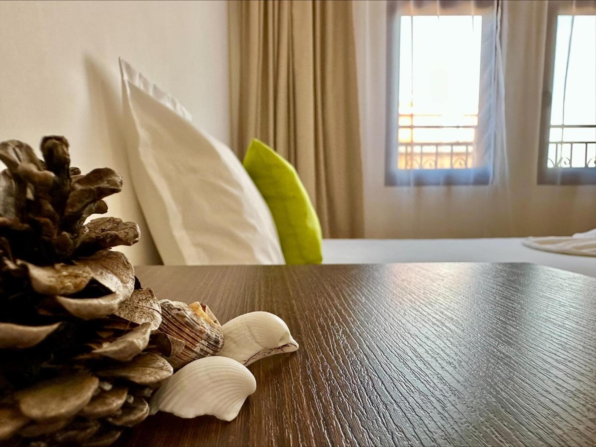 Menada Aheloy Apartments Bilik gambar